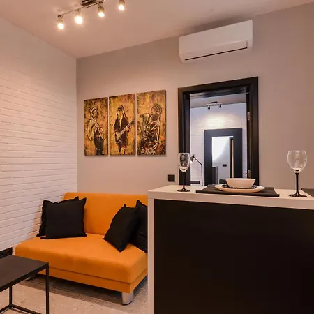 Stylish 1-Bdr In Sofia With Rock'N'Roll Vibes By Flat Mаnager Apartamento *