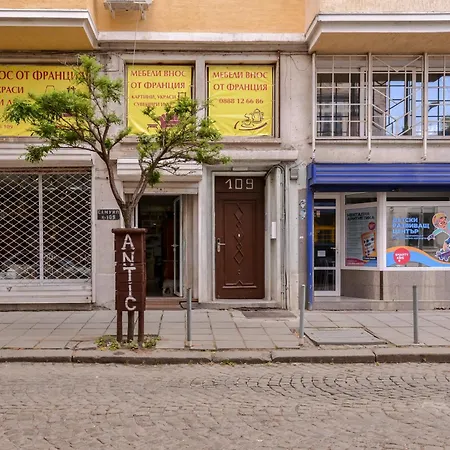 Appartamento Stylish 1-Bdr In Sofia With Rock'N'Roll Vibes By Flat Mаnager