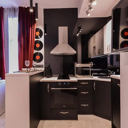 아파트 Stylish 1-Bdr In Sofia With Rock'N'Roll Vibes By Flat Mаnager *